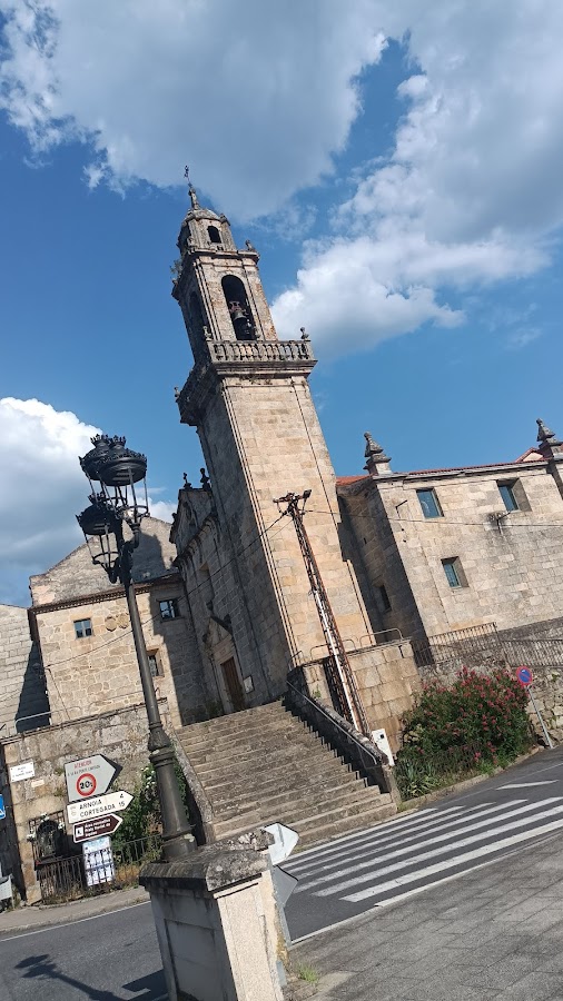 Área de AC y caravanas Ribadavia