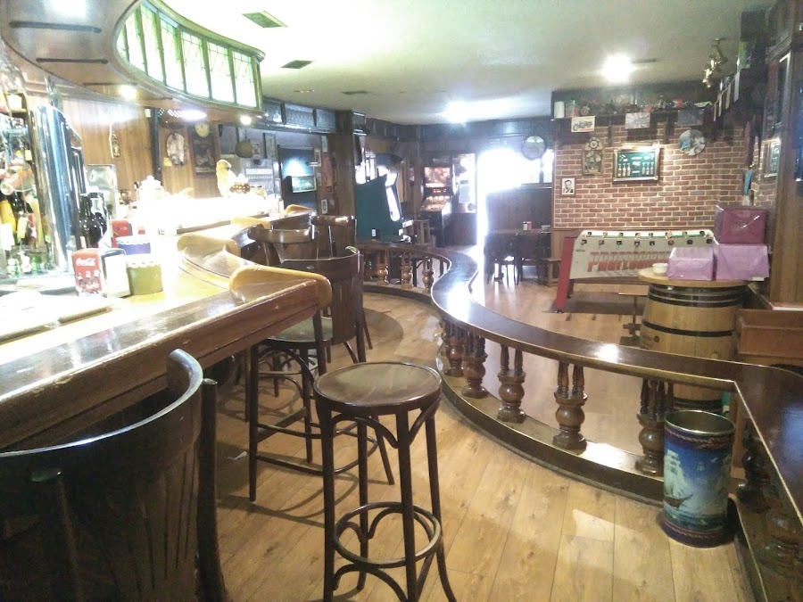 Bar Regal.s