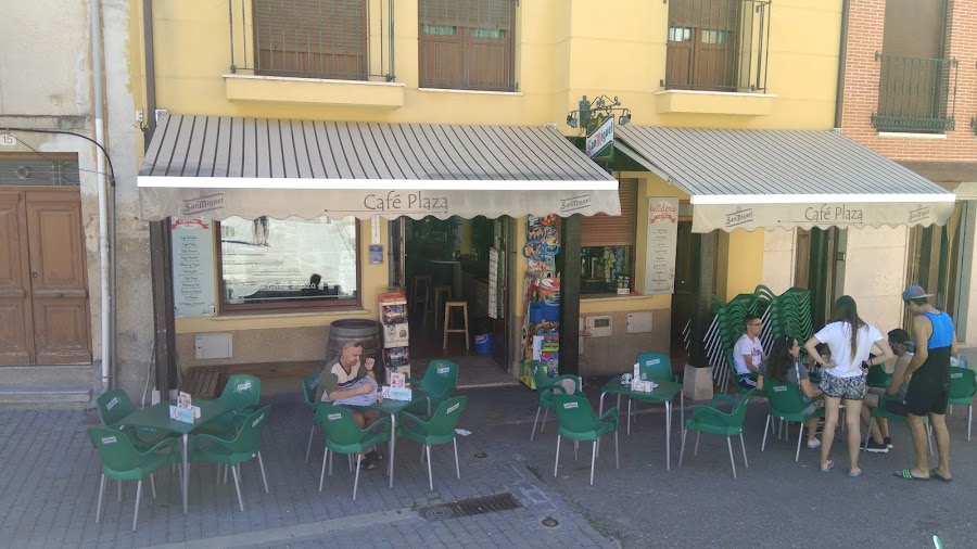 Café Plaza