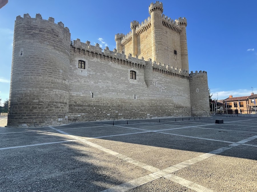 Castillo de Fuensaldaña