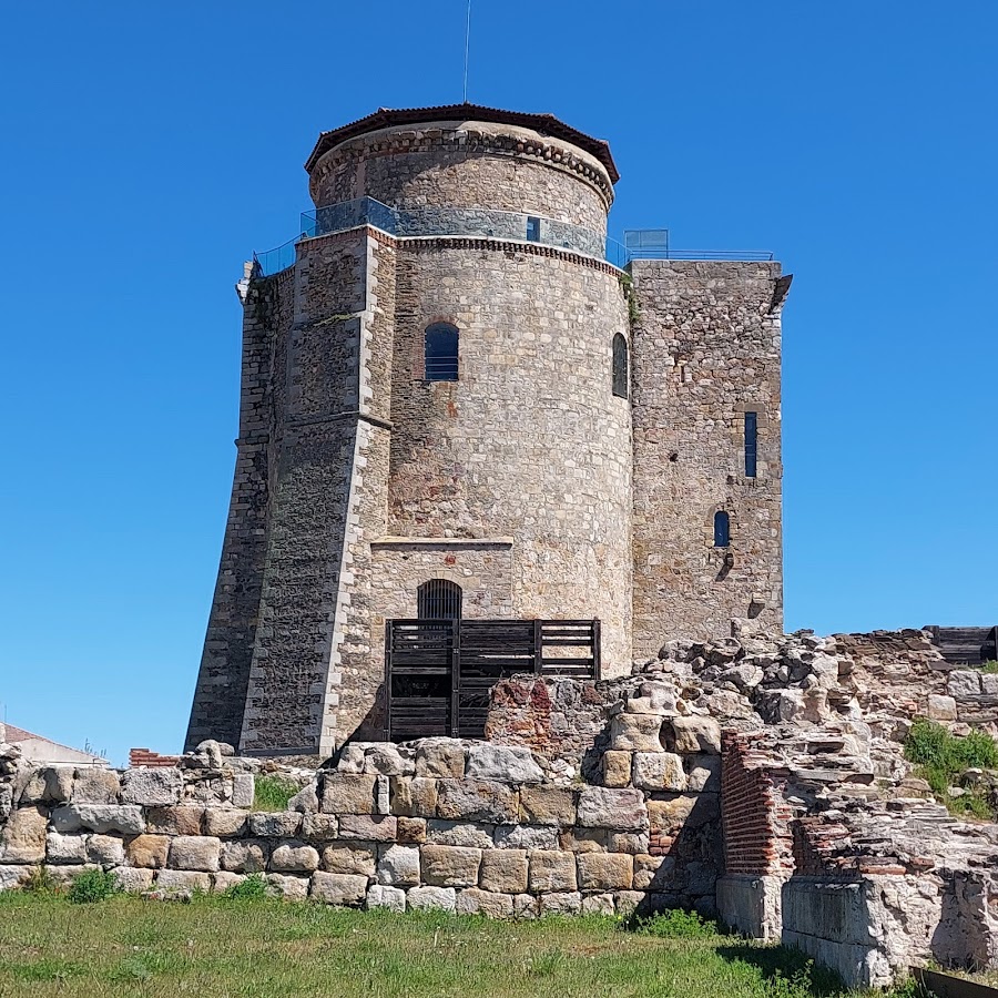 Castillo de los Duques de Alba