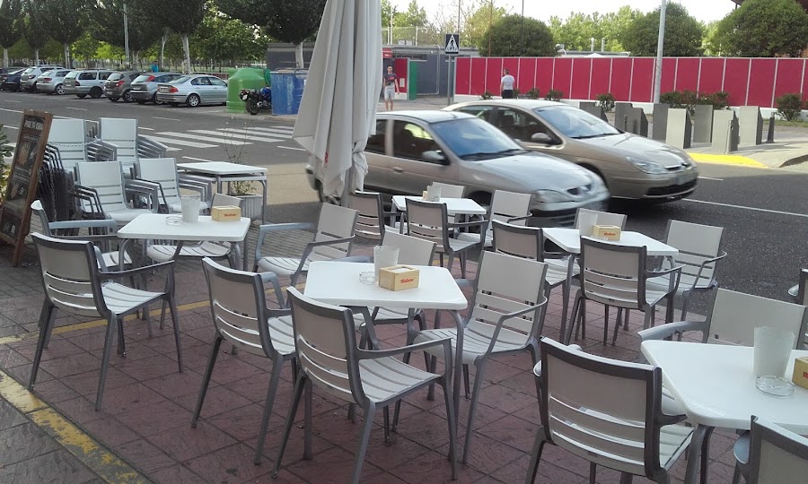 Estadio Café y Tapas
