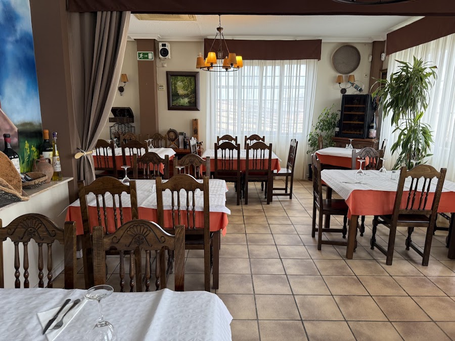 Hostal Restaurante El Pozo