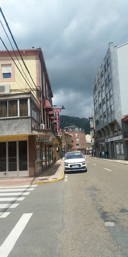 Hostal Restaurante Moderno