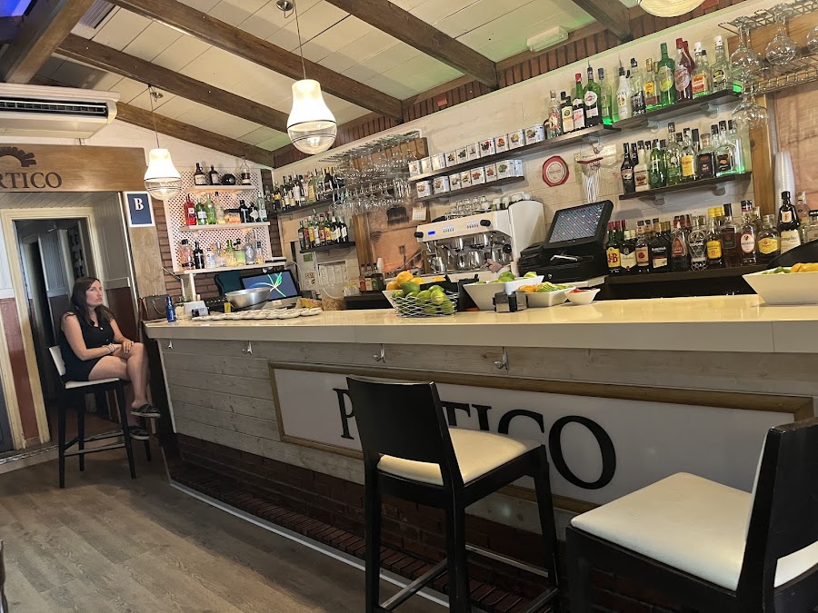 Pub Portico