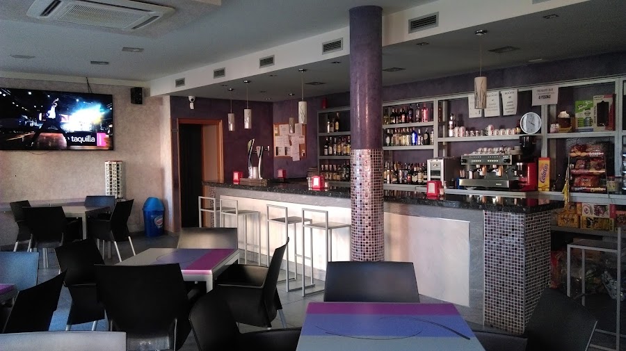 Truman's Bar